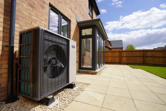 Air Source Heat Pumps Installation in Glasgow | Cost & Guide